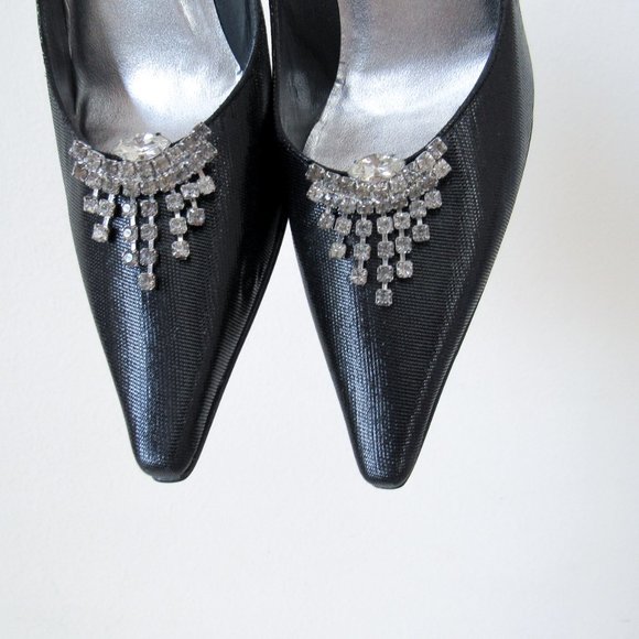 STUART WEITZMEN Classic Black Pointed Toe Pumps Crystal Charm Fringe Heels - Picture 3 of 15